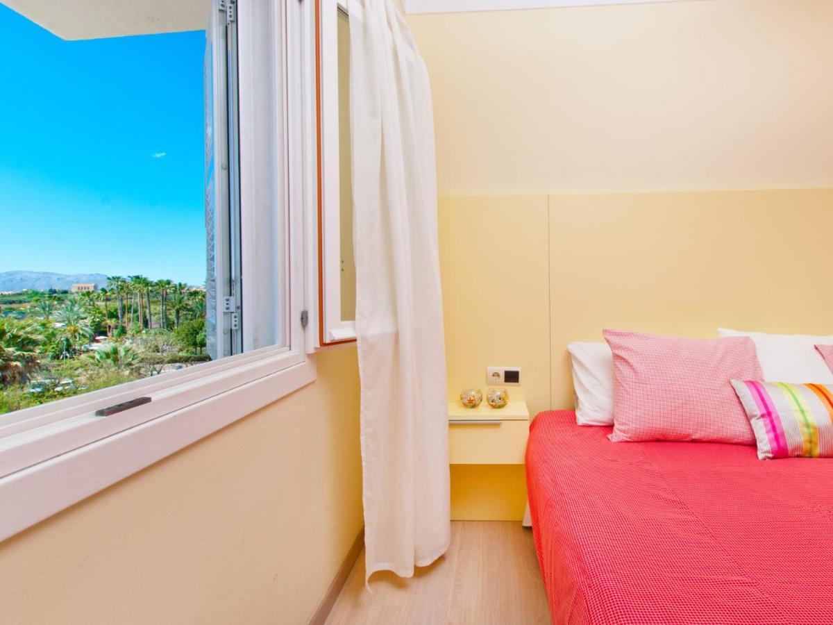 Apartment Corales De Mar, At Alcudia Beach Bagian luar foto